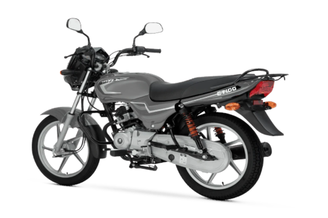Motorcycle image 6