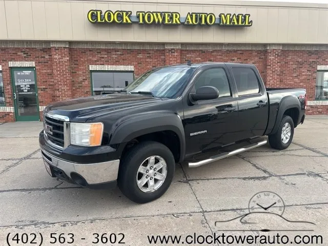 GMC Sierra (2011) image