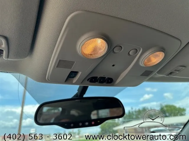 Vehicle image 28