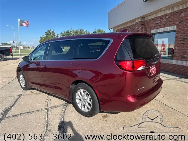 Vehicle image 8