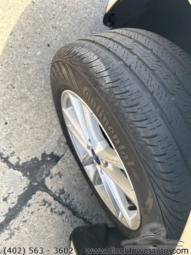 Vehicle image 30