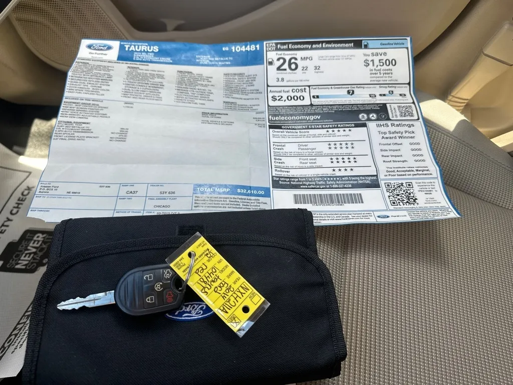 Vehicle image 25