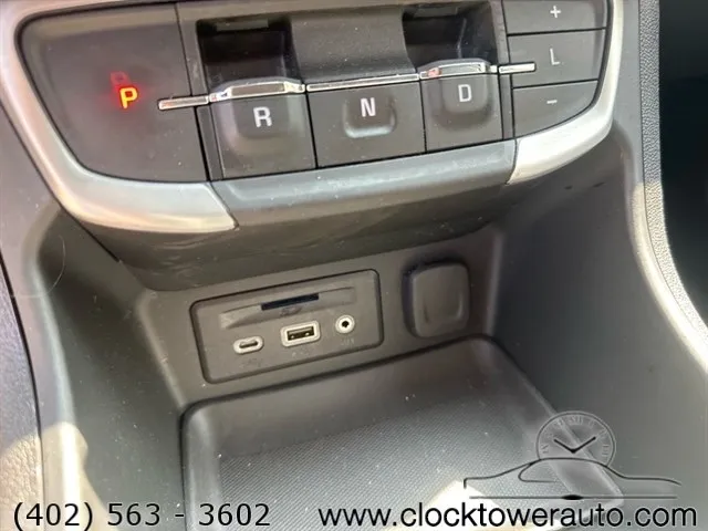 Vehicle image 27