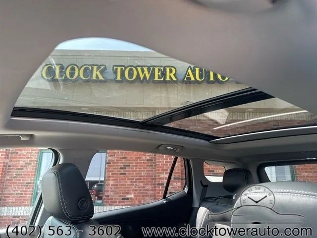 Vehicle image 30