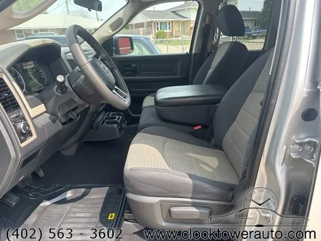 Vehicle image 28