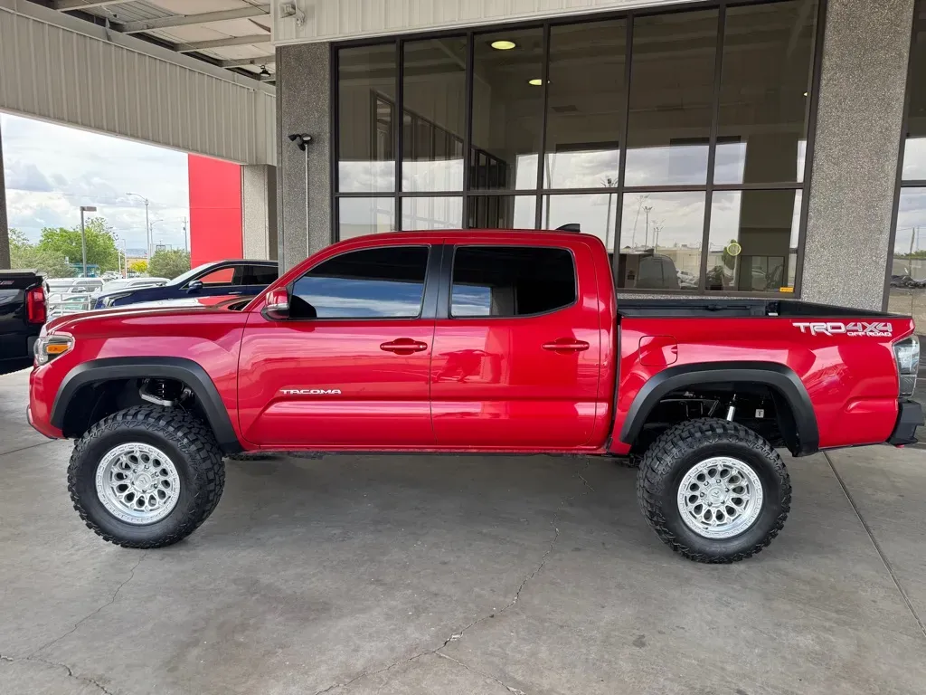 Toyota Tacoma